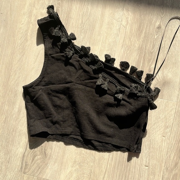 Linen Blend One Shoulder Tassel Crop Top & Wide-Leg Pants Set - Like New - Picture 15 of 17